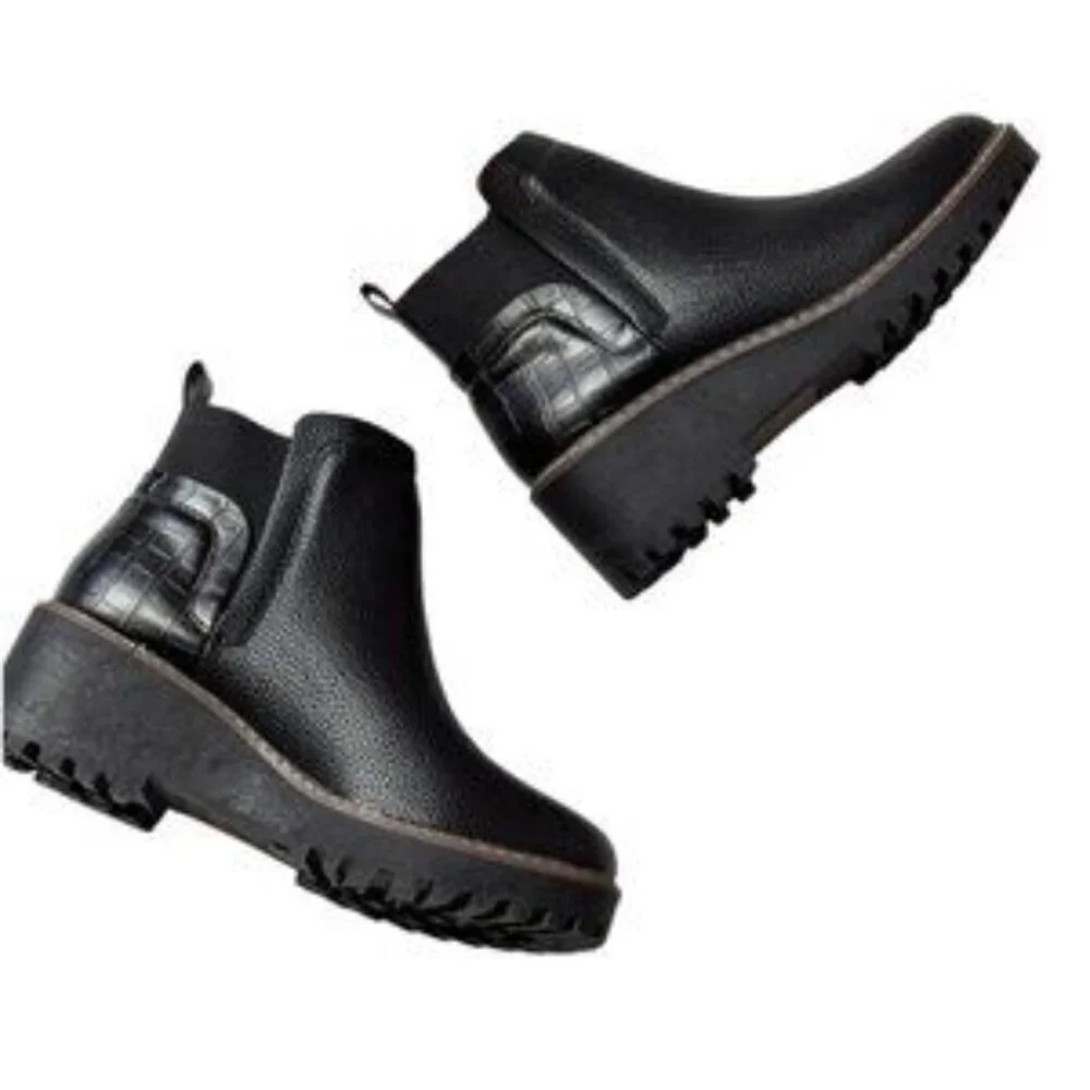 Rampage Sacha Wedge Boot NWT